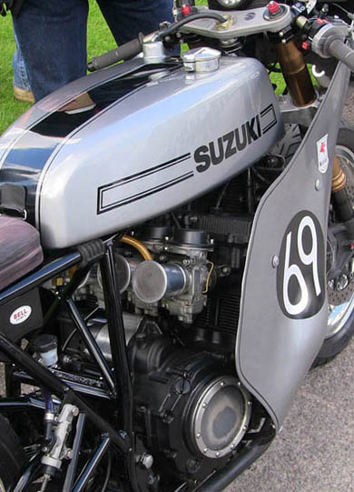 Suzuki 750